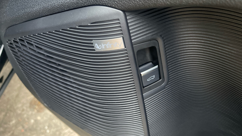 BYD Seal U 1.5 DM-i AWD Design 5dr Auto Estate